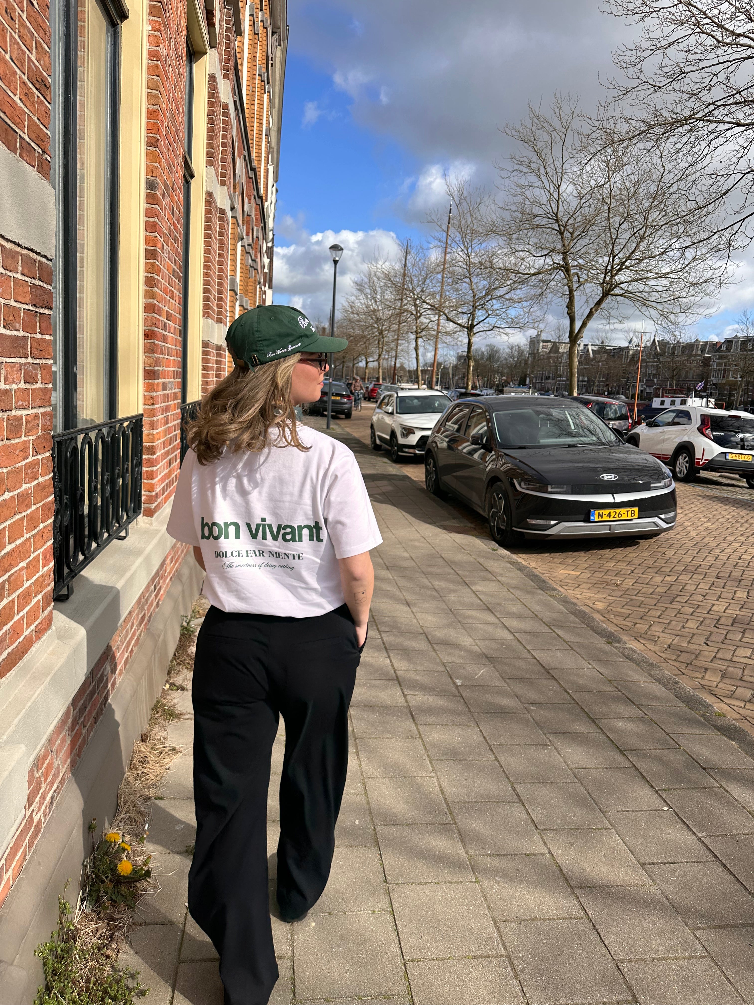 Model_Wearing_Boxy_Tee_Dolce_Far_Niente_Back_Design