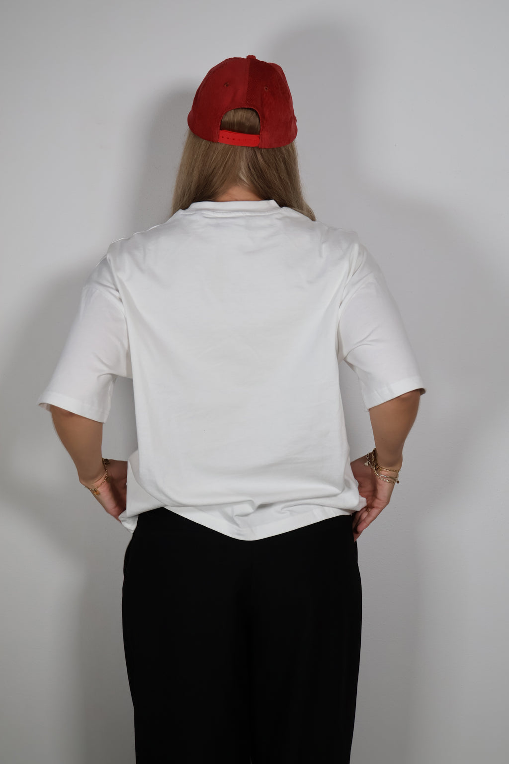 Boxy Graphic T-shirt "Art Of Seduction"